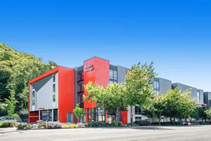 Public Storage - Seattle - 1602 15th Ave W 