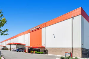 Public Storage - Bellevue - 1111 118th Ave SE STE 2 