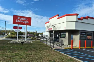 Public Storage - Lindenwold - 1322 Laurel Rd 