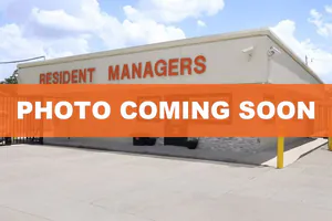 Public Storage - Orlando - 4600 Old Winter Garden Rd 