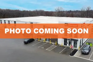 Public Storage - Kansas City - 8331 N Green Hills Rd 