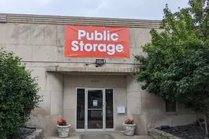 Public Storage - Minneapolis - 4325 Hiawatha Ave 