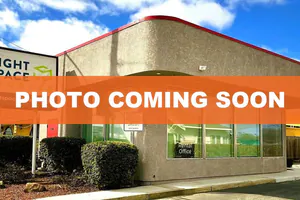Public Storage - Hollister - 180 San Felipe Rd 